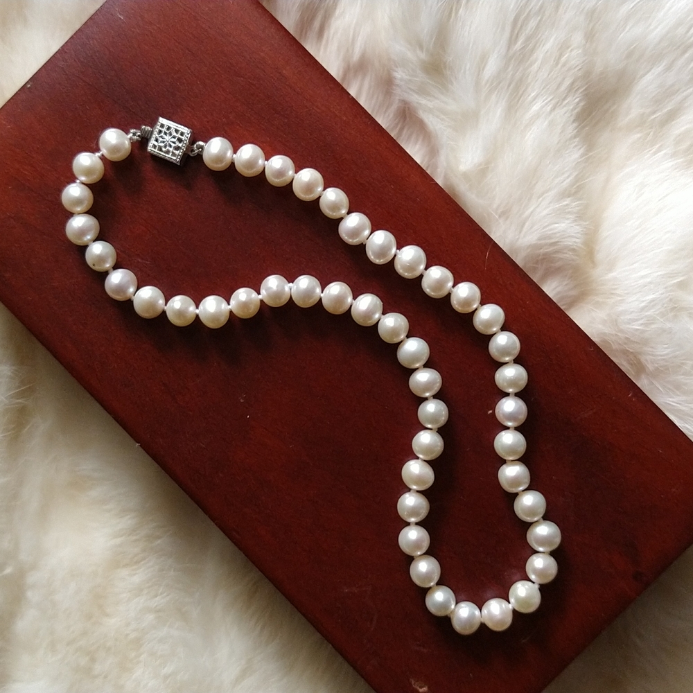 Anthro Freshwater Pearl choker necklace 14" - Picture 7 of 9
